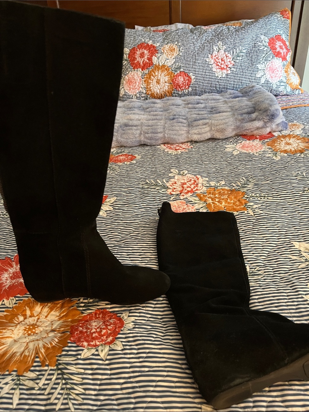 Nine West Black Suede Wedge Boots